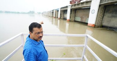 aravind kejriwal says abusing will not help in this situation