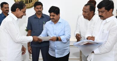 Center will not build Uppal road Let's build it ourselves says cm kcr