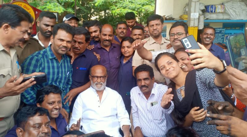 Rajinikanth made a surprise visit today to Jayanagar Bus Depot where he started his career as conductor