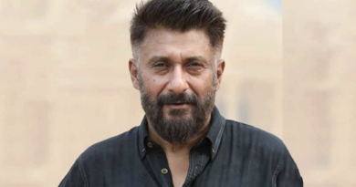 director vivek agnihotri cryptic tweet about deaths of bollywood