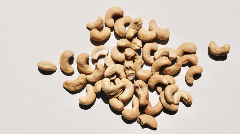 what are the benefits of eating cashew