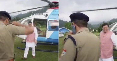 police salutes Uttarakhand cm while being on phone