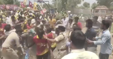 tdp ycp supporters fight during nara lokesh yuvagalam padayatra