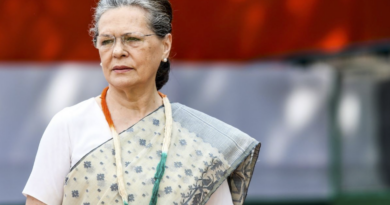sonia gandhi writes a letter to narendra modi about special parliament session