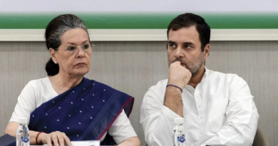 rahul gandhi and sonia in hyderabad for cwc meeting