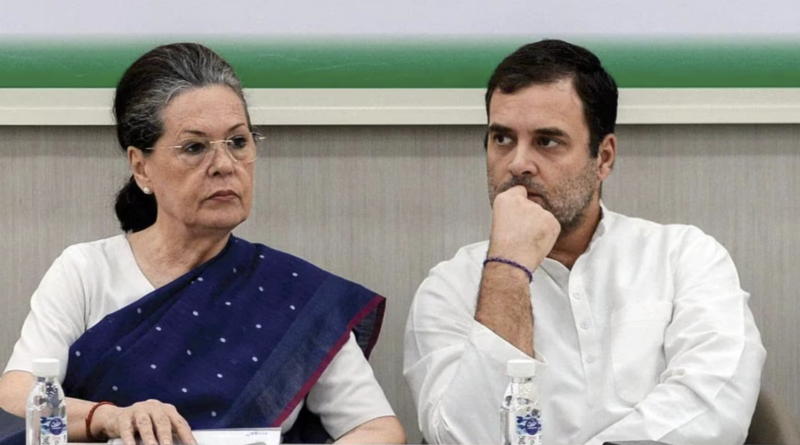 rahul gandhi and sonia in hyderabad for cwc meeting