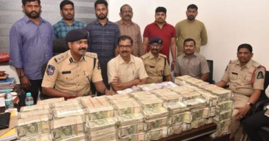 3.35 crore money found in a car at banjara hills amidst poll code