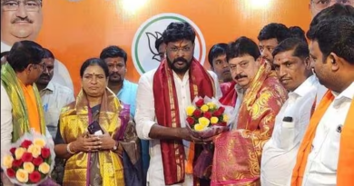 chikoti praveen finally joins bjp