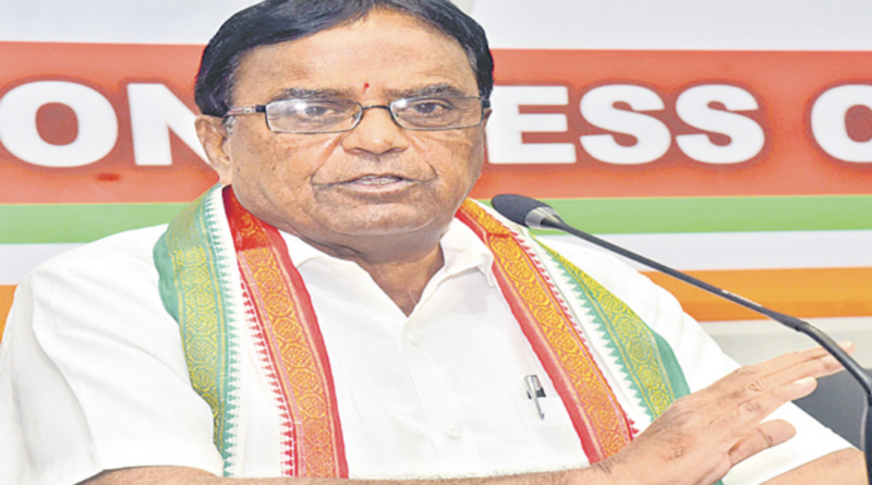 ponnala lakshmaiah gets a phone call from rahul gandhi