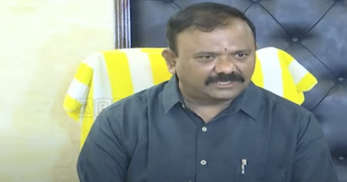 yarapathineni srinivas rao reacts on roja and jagan allegations