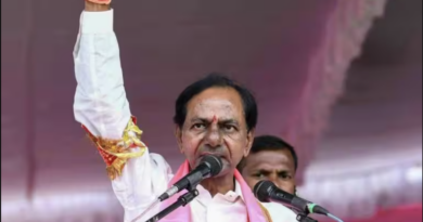 kcr punches in narsampet speech