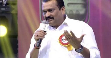 bandla ganesh warns a journalist