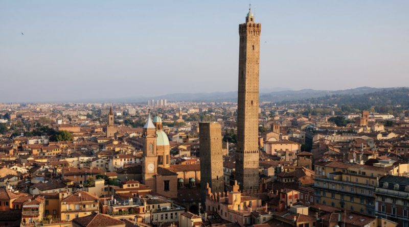 italy's 1000 year old tower to collapse soon