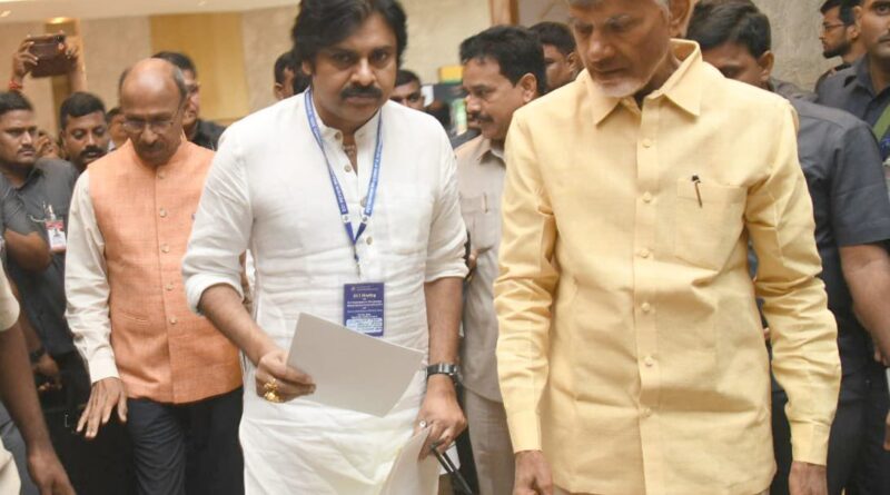 Chandrababu Naidu and pawan kalyan meets eci