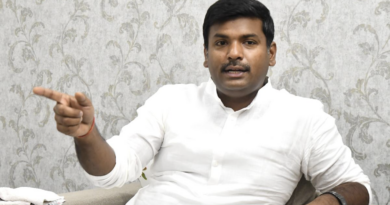 gudivada amarnath says he is not leaving ysrcp