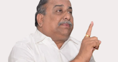 mudragada padmanabham gets in touch with sajjala ramakrishna reddy