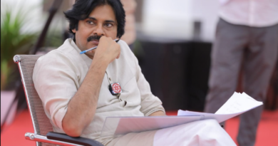 sudden change in pawan kalyan's decision worries party leaders