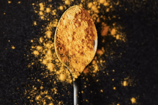 too much turmeric can be toxic