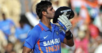 Manoj Tiwary wants to question mahendra singh dhoni