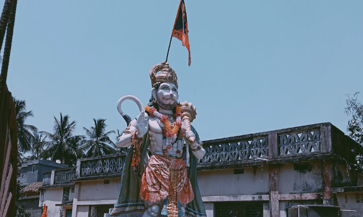 where did hanuman go after defeating ravana