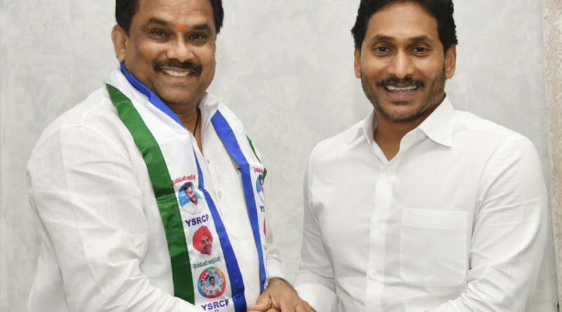 Chegondi Surya Prakash joins ysrcp