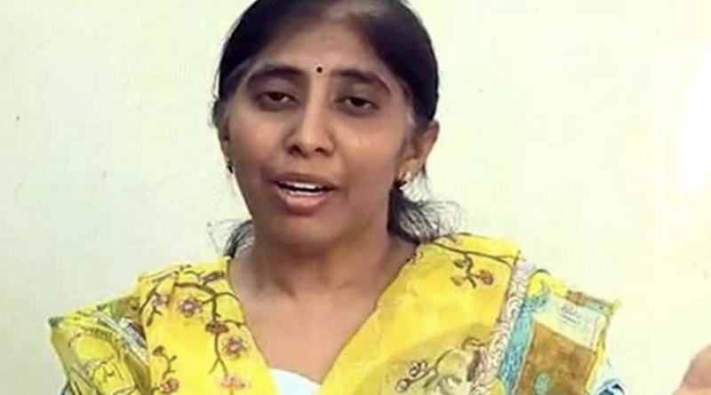 YS Sunitha Reddy slams jagan for using his father's murder case