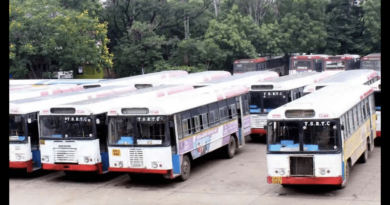 tsrtc to charge half price for tickets for telangana women