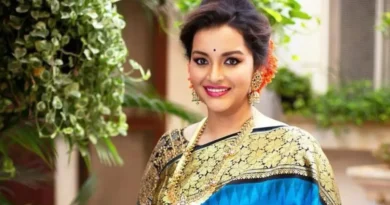 renu desai comments on jhonny movie