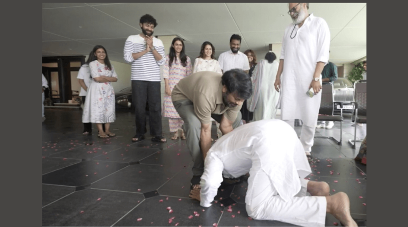 Chiranjeevi and pawan kalyan