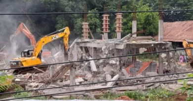 Jagan Mohan Reddy tadepalli office is demolished