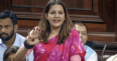 Priyanka Chaturvedi supports jagan mohan reddy dharna