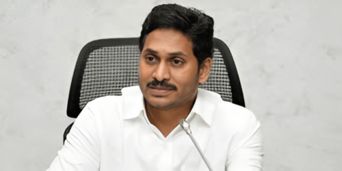 Telangana High Court has ordered a daily trial in the CBI court for the criminal and corruption cases against Jagan mohan Reddy