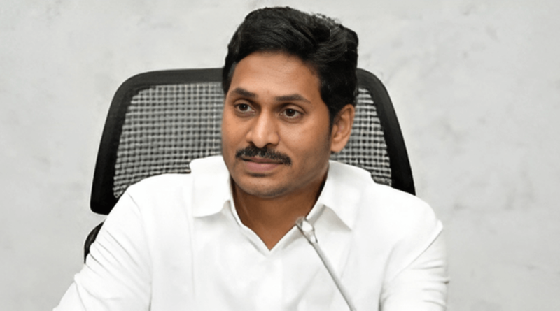 Telangana High Court has ordered a daily trial in the CBI court for the criminal and corruption cases against Jagan mohan Reddy