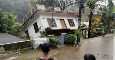 2 men from kerala wants to marry women who lost their home in kerala floods