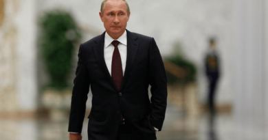 Vladimir Putin is looking for treatment to look ageless