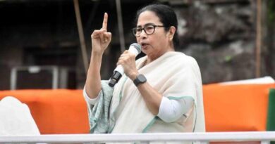 kolkata rape case victim mother fires on mamata banerjee