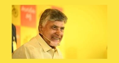 congress vip praises chandrababu naidu in party meeting