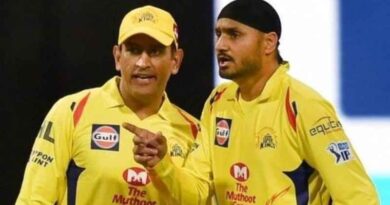 csk says harbhajan singh is lying about ms dhoni