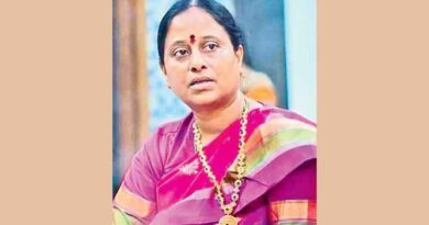 konda surekha lawyer slams bigg boss show