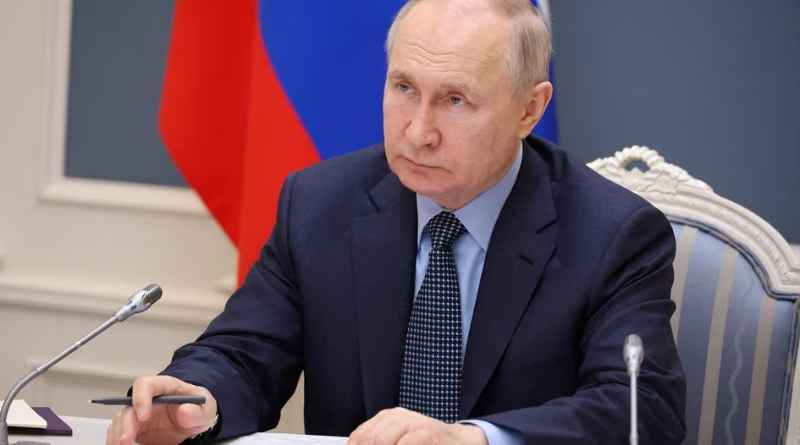 vladimir putin gets birthday gift from ukraine